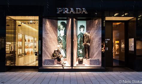 prada clothing online store.